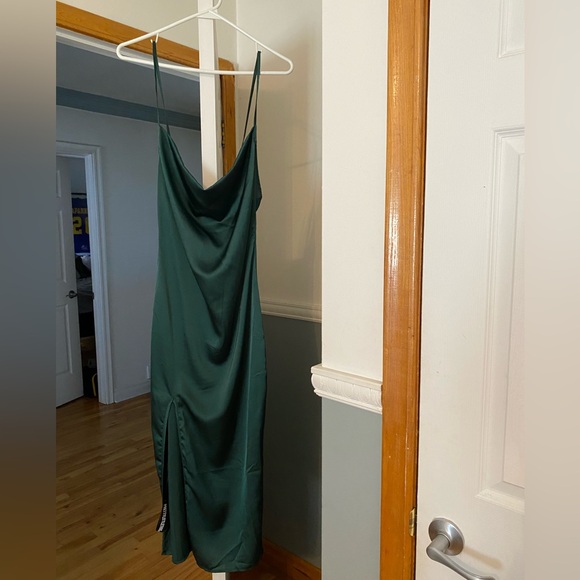 Satin long dress with slit NWT - Picture 1 of 2